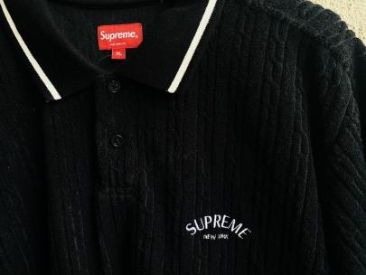 「ストリートブランドのSUPREME 」