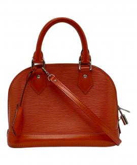 「ラグジュアリーブランドのLOUIS VUITTON 」