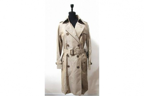 トレンチコート