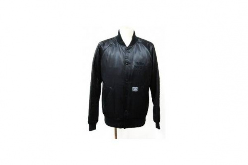 ストリートのSUPREME