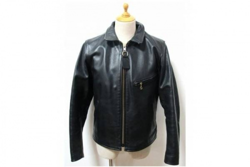 レザージャケットのVANSON