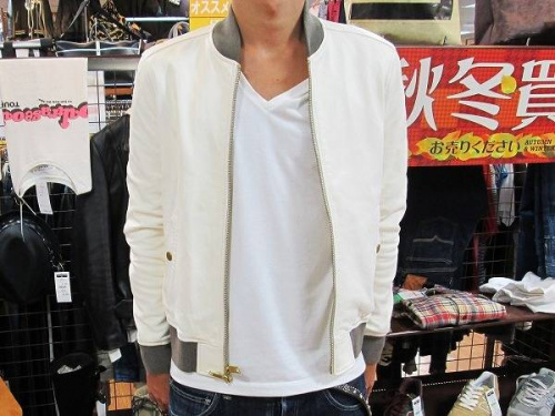 メンズのトップス