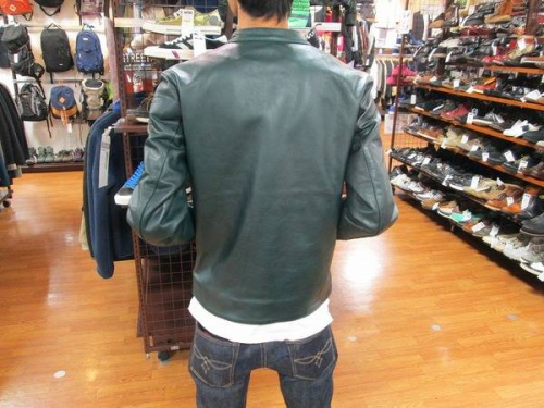 ライダースのレザー