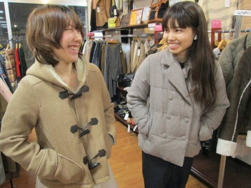 ダウンジャケットのダッフルコート