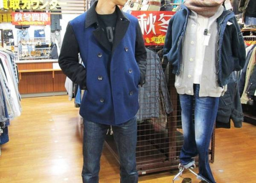 トップスのアウター