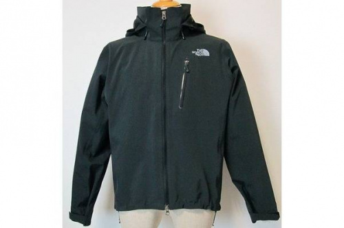 マウンテンパーカーのダウンジャケット