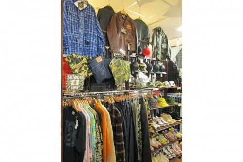 メンズのトップス