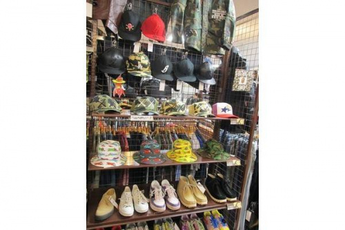 トップスのエイプ