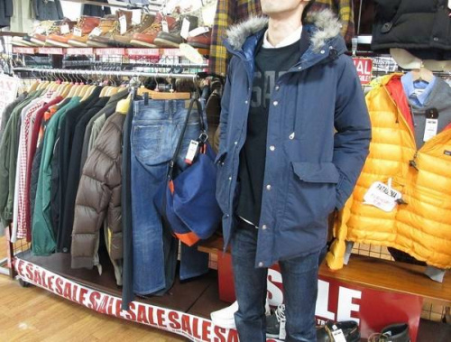 メンズのトップス