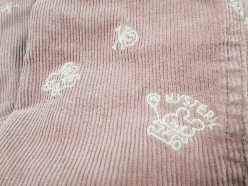 ジャケットの刺繍