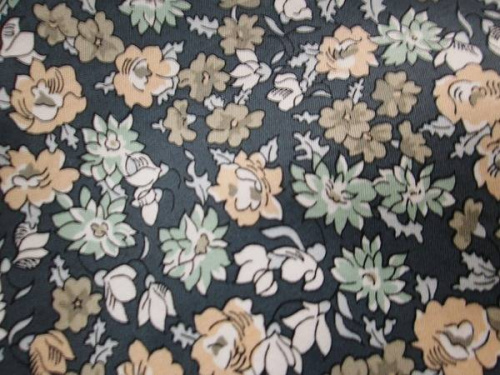 スピックアンドスパンの花柄