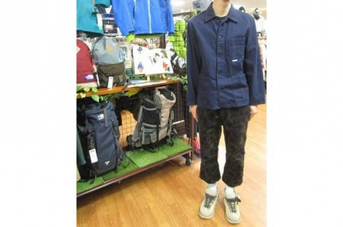 メンズのボトムス