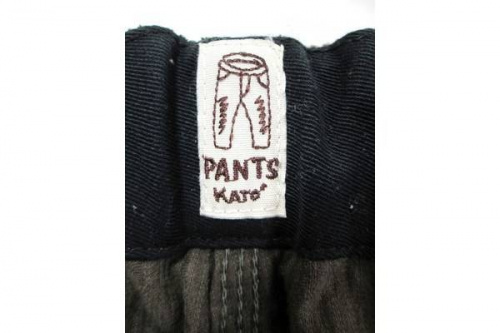 クロップドパンツのアウトドア