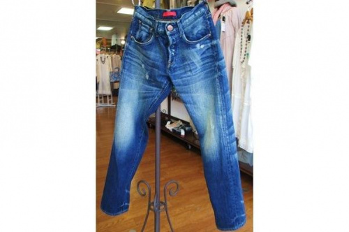 ボトムス・スカートのデニムパンツ