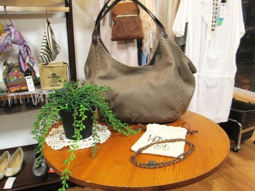 エンリーベグリンのバッグ