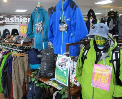 メンズのトップス