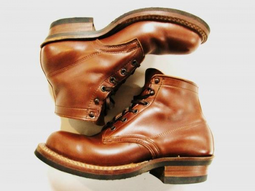 ブーツのホワイツ