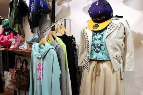 レディースのトップス