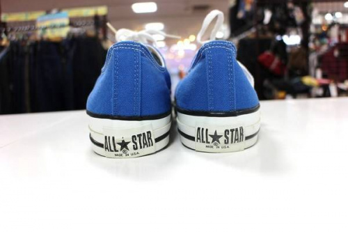 シューズ・バッグのスニーカー