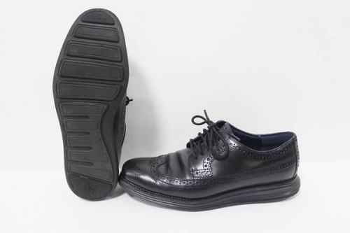 ドレスシューズの革靴