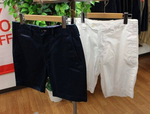 ハーフパンツのショートパンツ