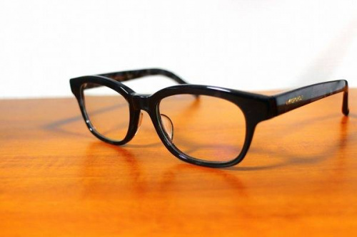 ヴィクター＆ロルフのメガネ