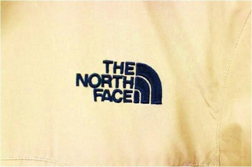 ザ・ノースフェイスのマウンテンパーカー