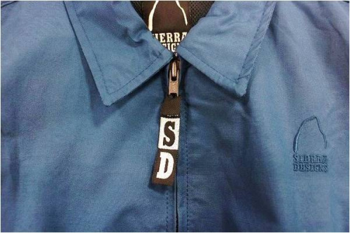 マウンテンパーカーの町田