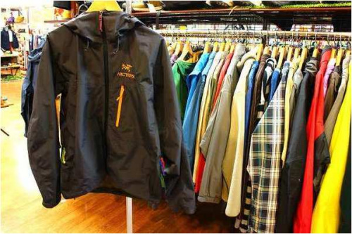 ザ　ノースフェイス　パープルレーベルのマウンテンパーカー