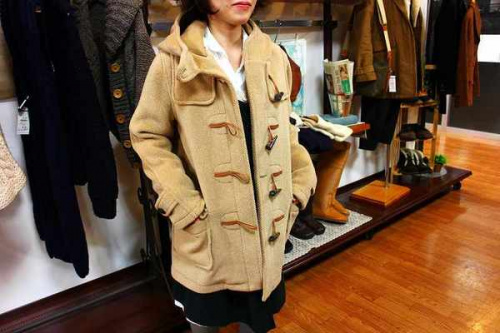 モントゴメリーのダッフルコート