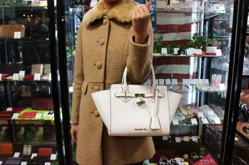 サマンサベガのサマンサタバサ