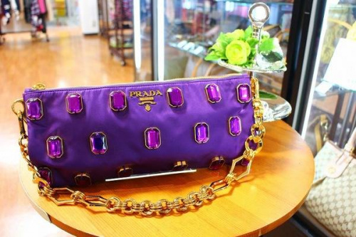 プラダのバッグ
