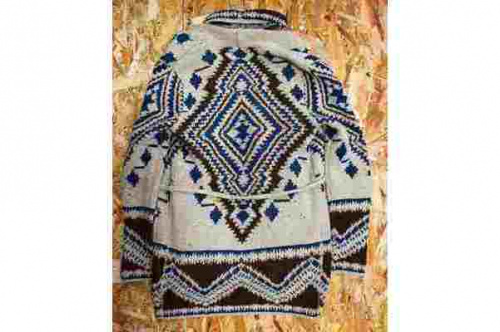 ネイティブのカーディガン