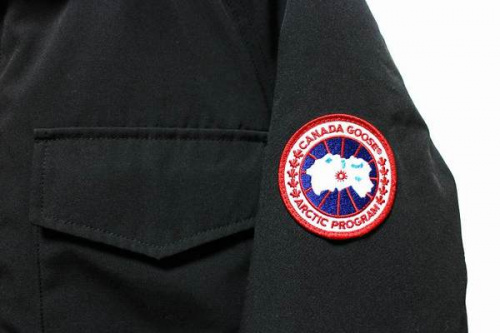 メンズのCANADA GOOSE