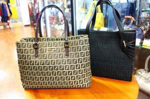 フェンディのルイヴィトン