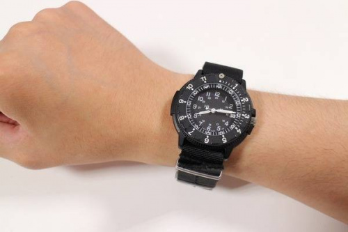 ウォッチの腕時計