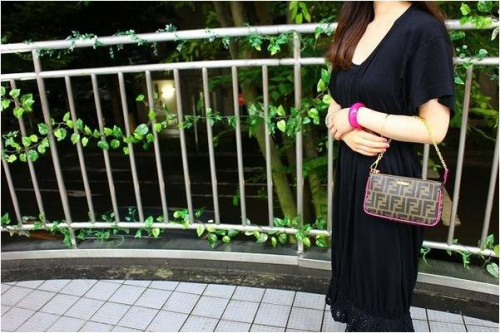 レディースのバッグ