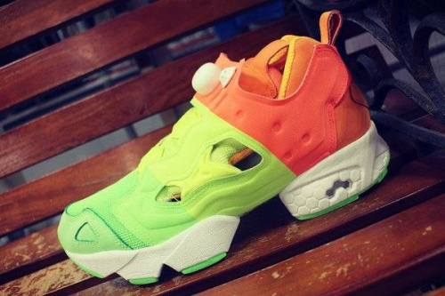 リーボックのスニーカーズスタッフ