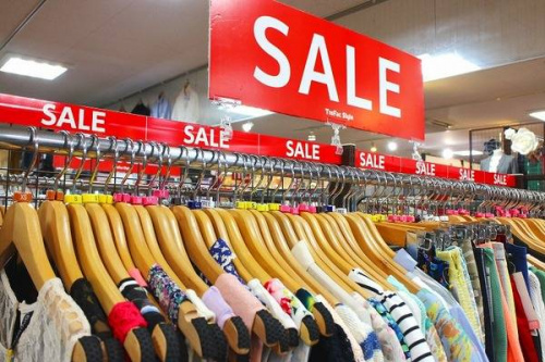 セールのガールズ