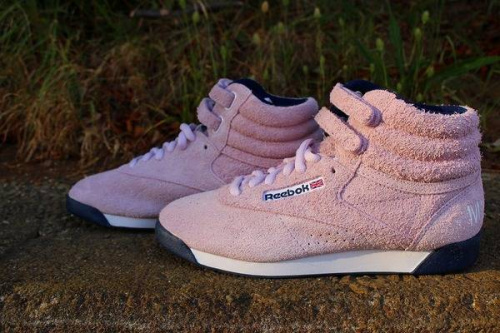 Reebokのミルクフェド