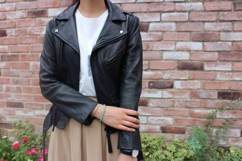 レザージャケットの秋服