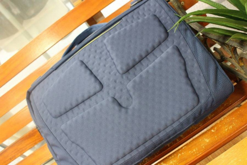 ブリーフケースのショルダーバッグ