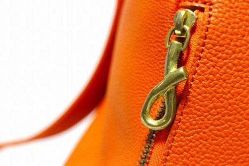 レザーバッグの日本製