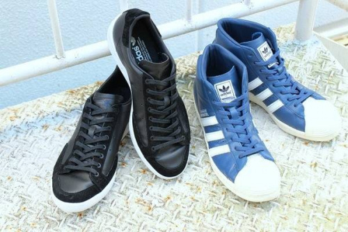 White MountaineeringのNEIGHBORHOOD