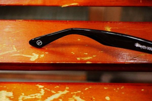 サングラスのコラボ