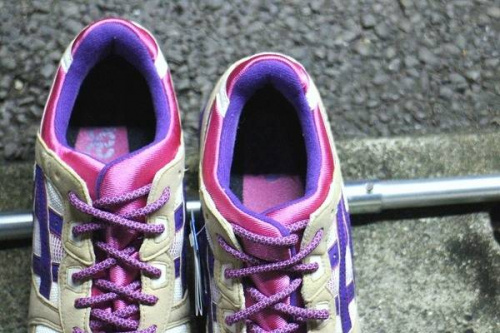 スニーカーのゲルライト