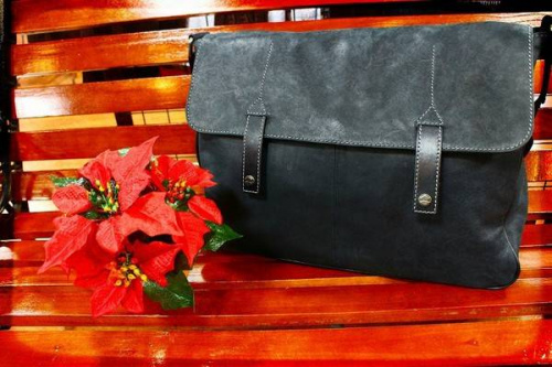 フルラウオモのバッグ