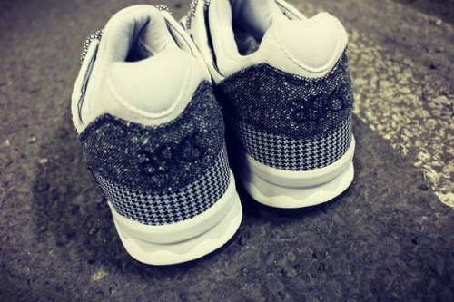 スニーカーのコラボ