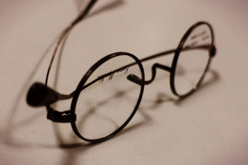 カメマンネンのメガネ