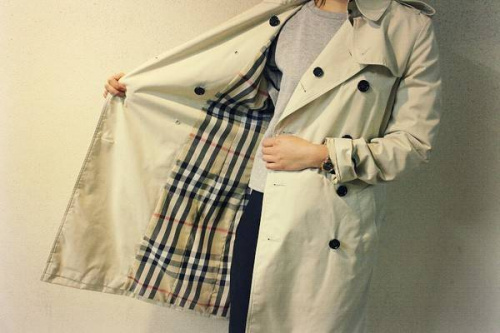 トレンチコートの町田古着